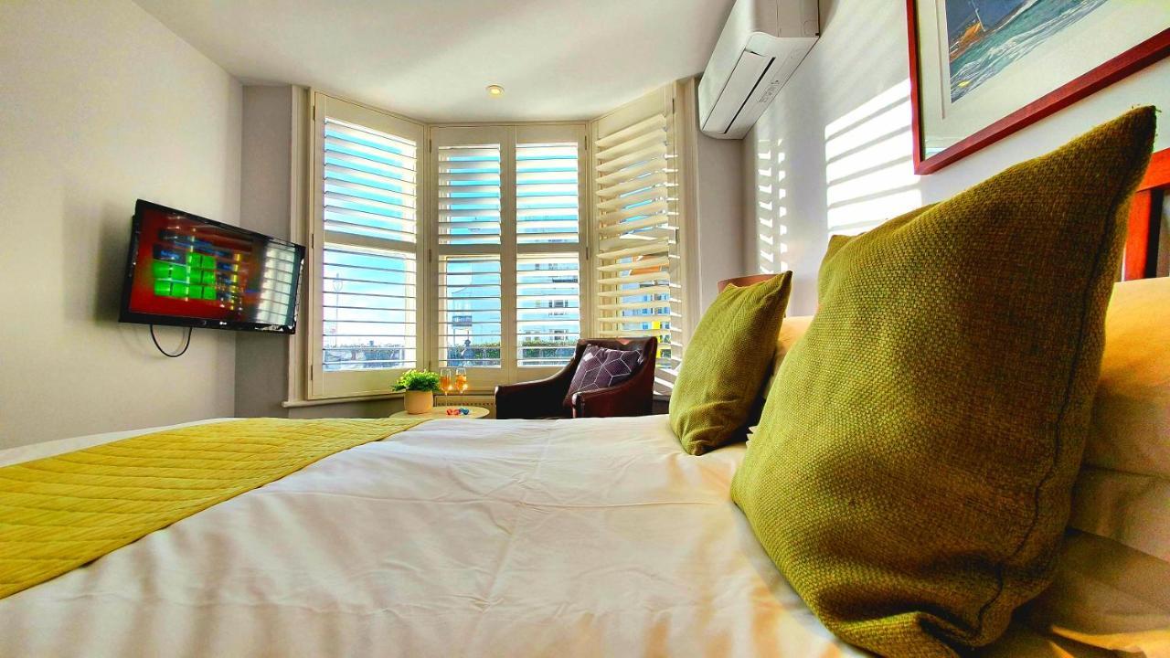 A Room With A View Brighton Dış mekan fotoğraf A bedroom at the hotel