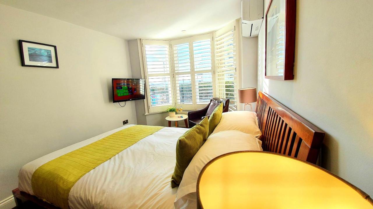 A Room With A View Brighton Dış mekan fotoğraf A room at the hotel