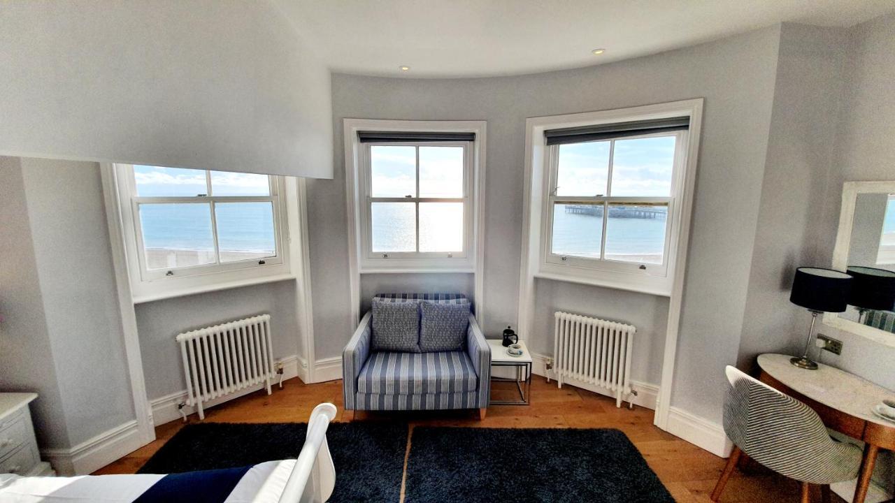 A Room With A View Brighton Dış mekan fotoğraf The interior of the lighthouse